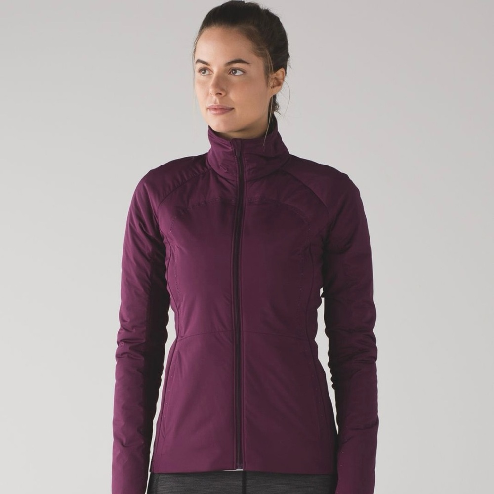 Lululemon Run For Cold Jacket, Size 6, Color Plum